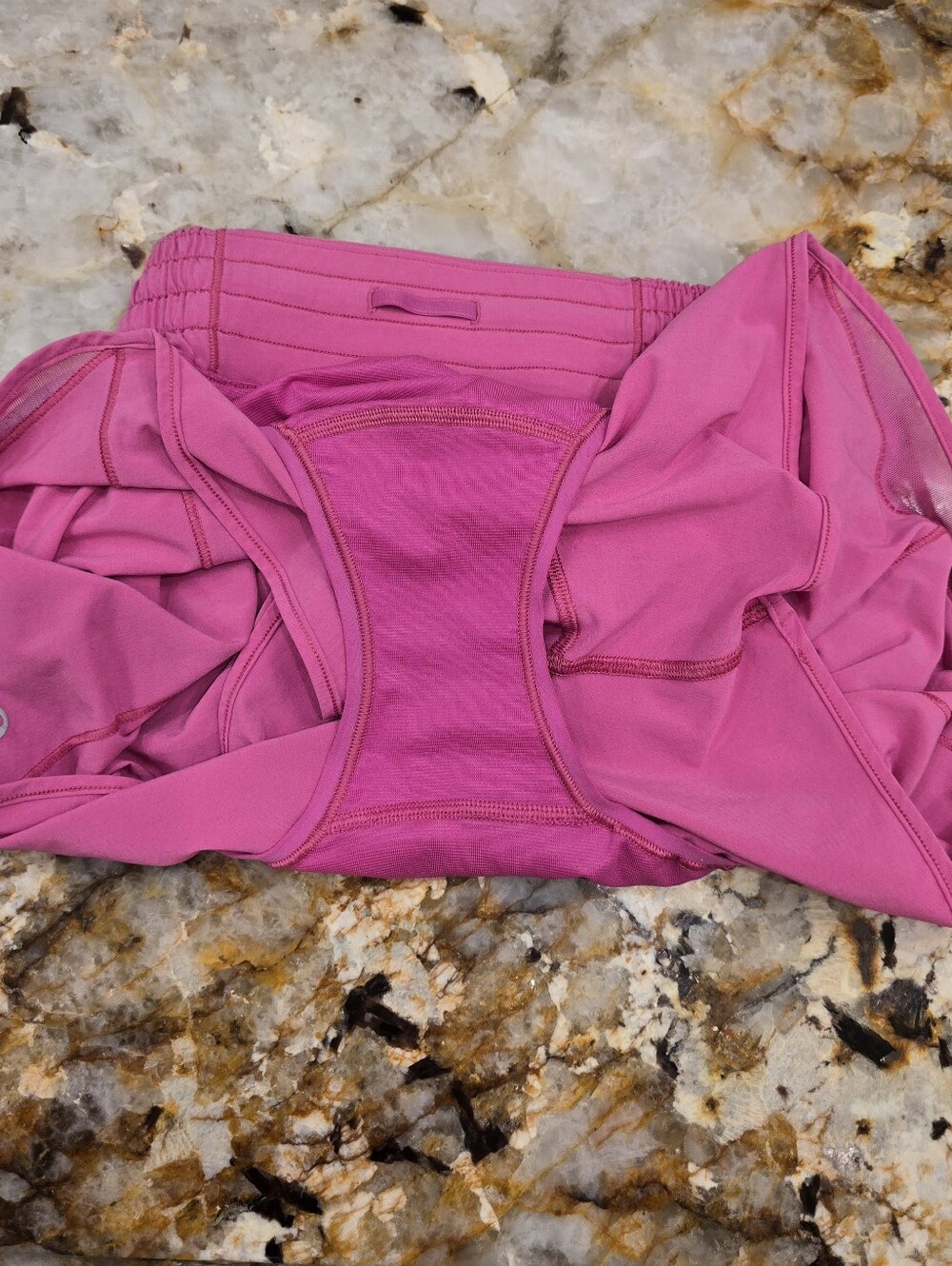 Lululemon Hotty Hot High-Rise Short Sonic Pink Size 2 - Picture 5 of 10